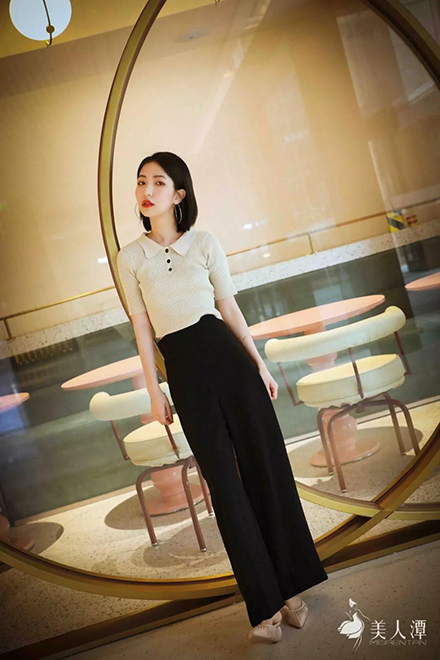 街拍丨時(shí)尚達(dá)人的高級(jí)感，原來(lái)靠這個(gè)小心機(jī)