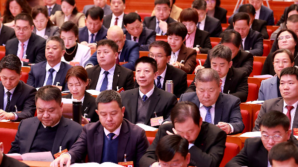 省十四屆人大二次會(huì)議代表所提89件議案、1185件建議均