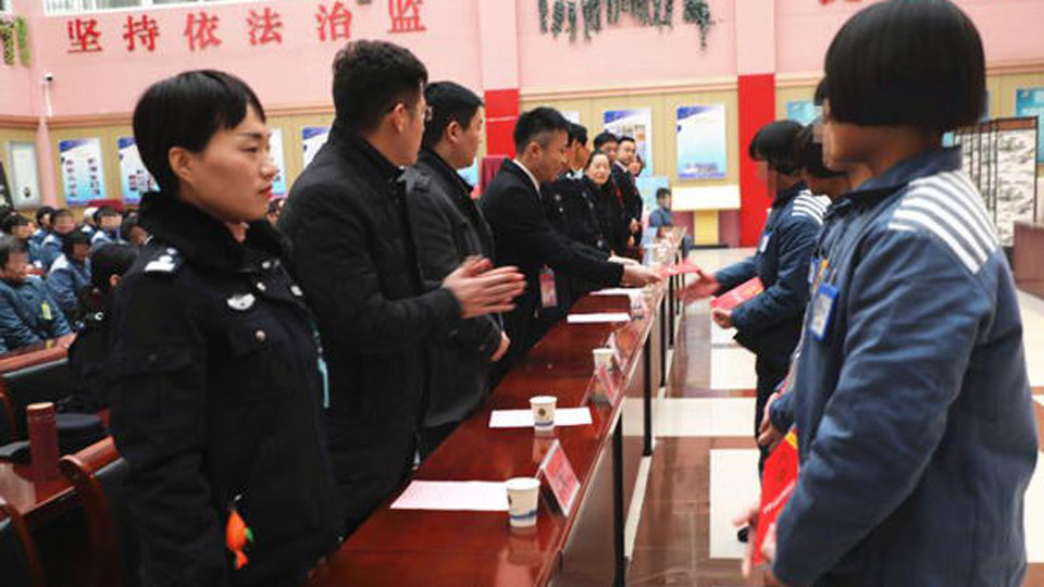 憲法宣傳周，他們?yōu)榉倘藛T提供義務(wù)法律咨詢